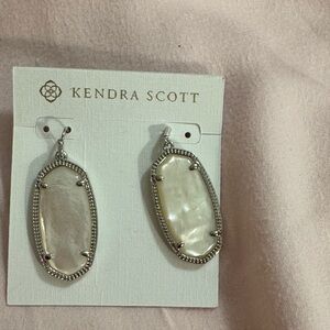 Kendra Scott Mother-of-Pearl Oval Drop Earrings in Silver